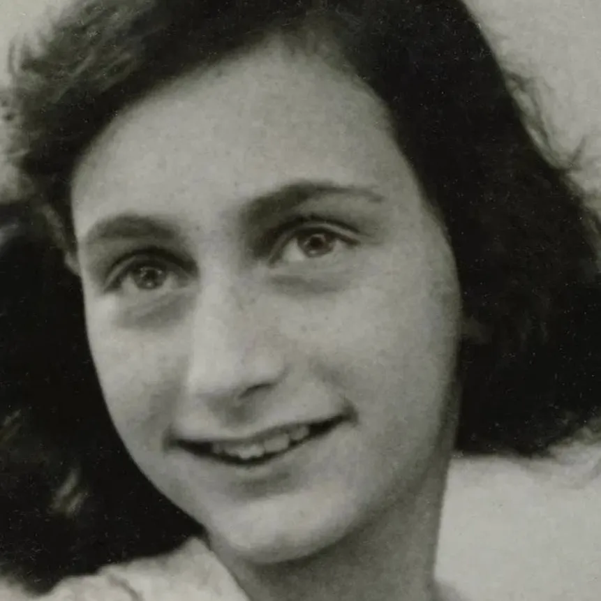 chat with ai character: Anne Frank 