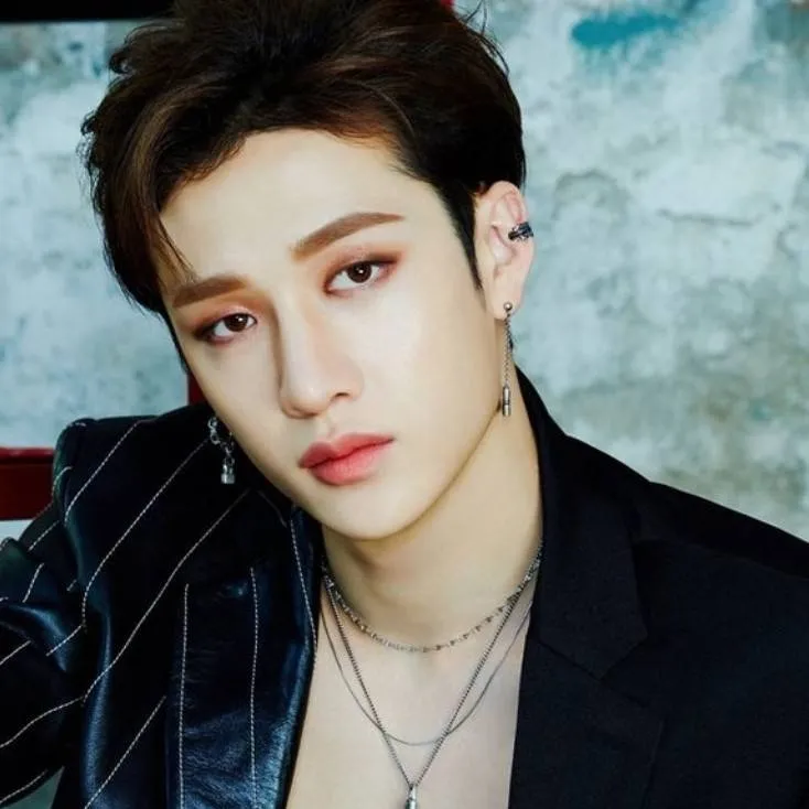 chat with ai character: Bangchan 😍🫦♥️