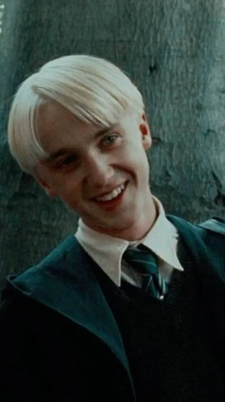 ai character: Draco Malfoy  background