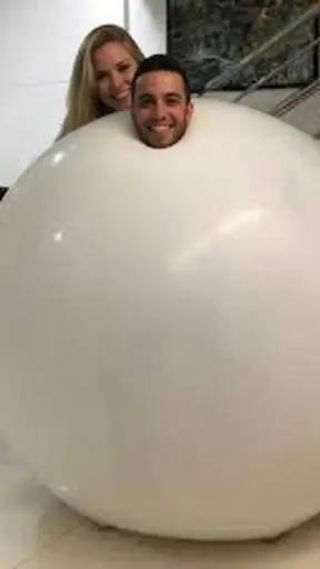 ai character: mami y padre  background