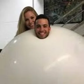 chat with ai character: mami y padre 