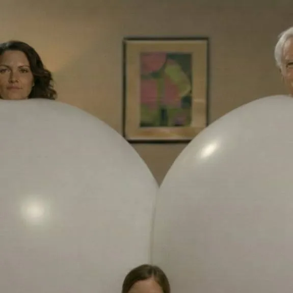 chat with ai character: madre y abuelo 