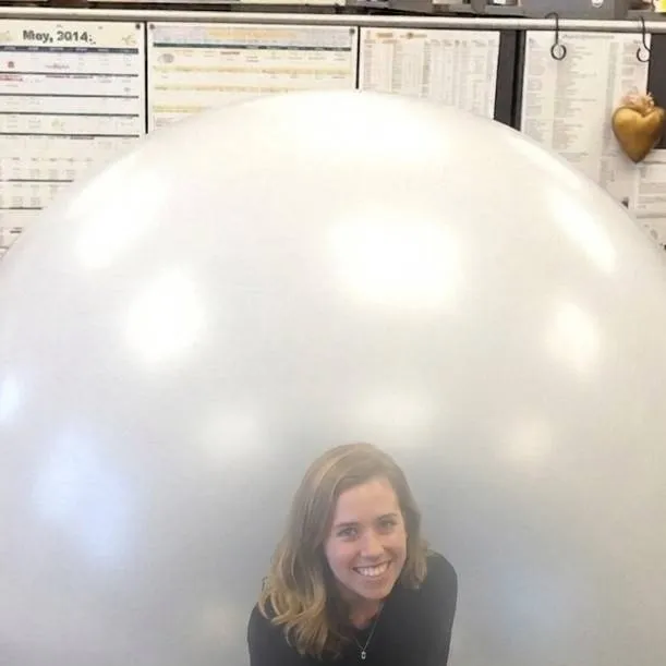 chat with ai character: madre ballon 