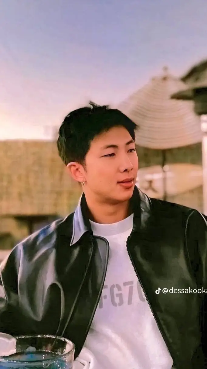 ai character: Rm background