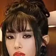 chat with ai character: 💜 !! Sophia !! 💜