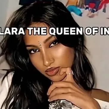 chat with ai character: 💚• LARA •💚