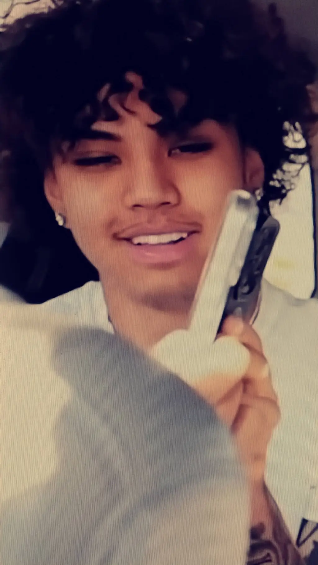 ai character: Khan background