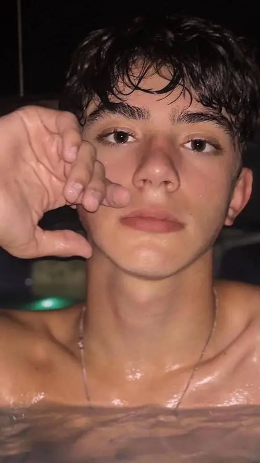 ai character: Ivan Bexsir background