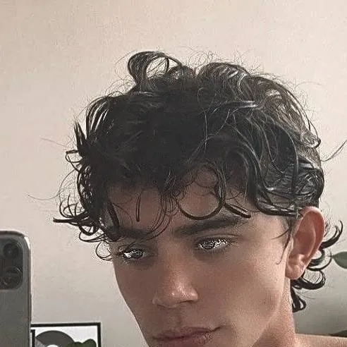 chat with ai character: Ivan Bexsir 