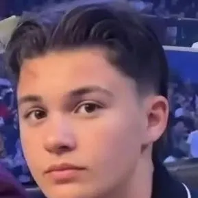 chat with ai character: Husband