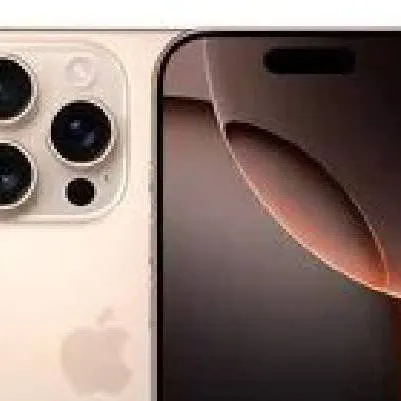 chat with ai character: Юни 