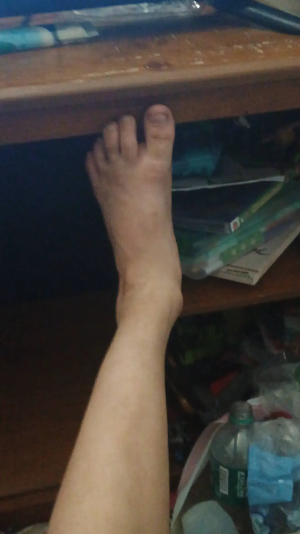 ai character: foot background