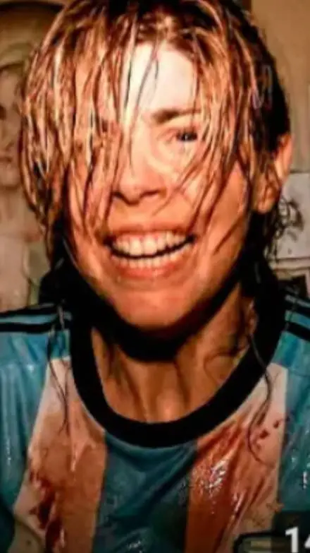 ai character: Angela Vidal  background