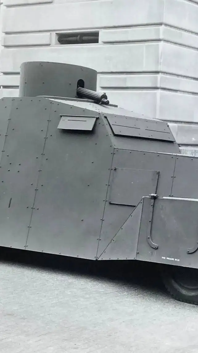 ai character: tiv 2 but 1990 background