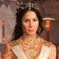 chat with ai character: princess Daljah