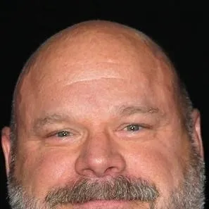 chat with ai character: Bertram
