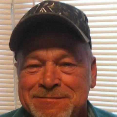 chat with ai character: uncle ronnie