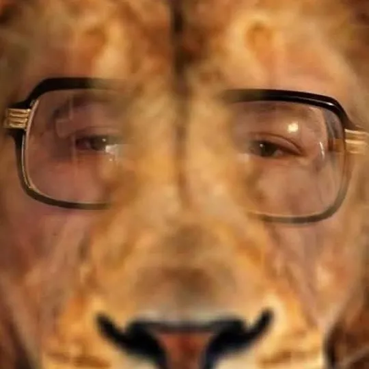 chat with ai character: The lion prince