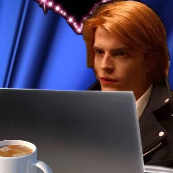 chat with ai character: Серёжа