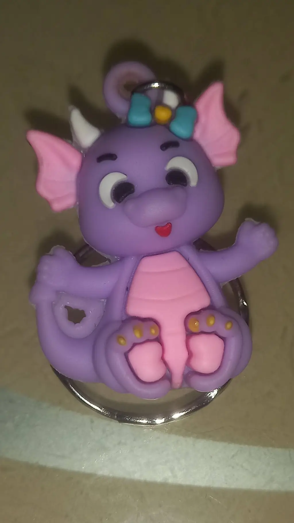 ai character: Фиала background