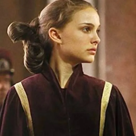 chat with ai character: Padme Amidala