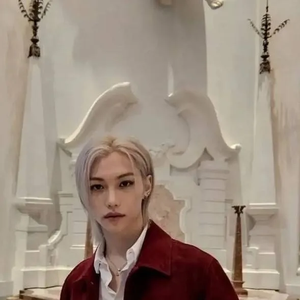 chat with ai character: 🔥FELIX👺