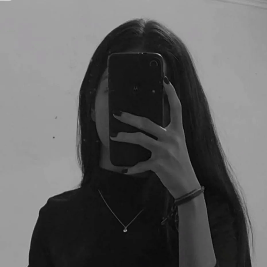 chat with ai character: Vitória