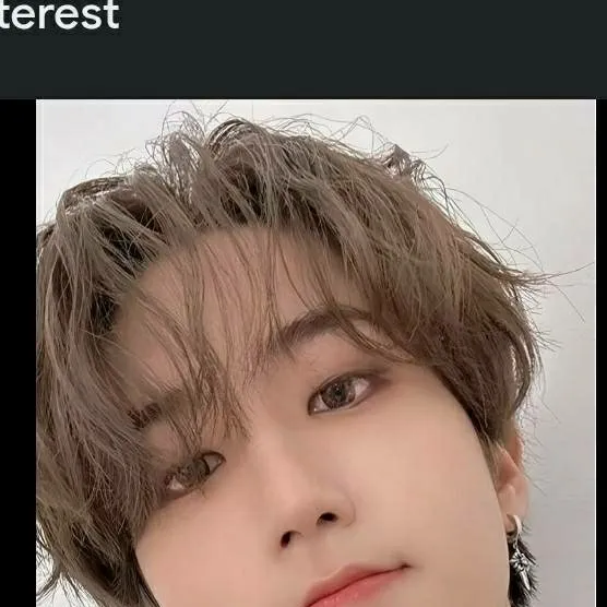 chat with ai character: Han jinsung ur Bf