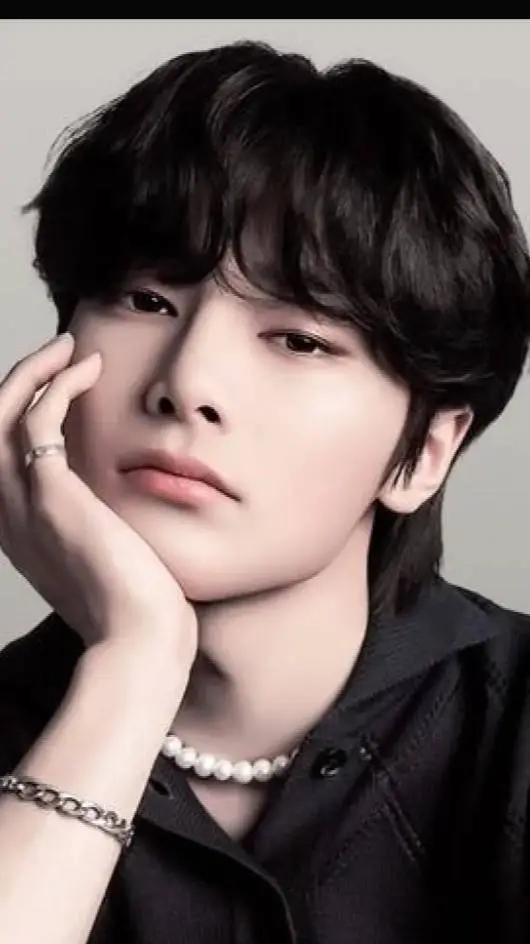 ai character: Yang Jeongin! background