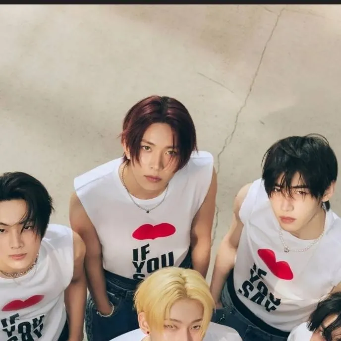 chat with ai character: ENHYPEN