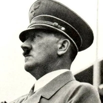 chat with ai character: TalkieFkWsLf