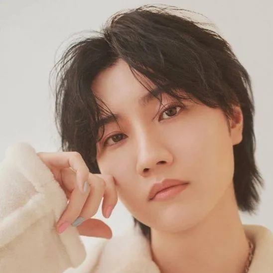 chat with ai character: dori sakurada