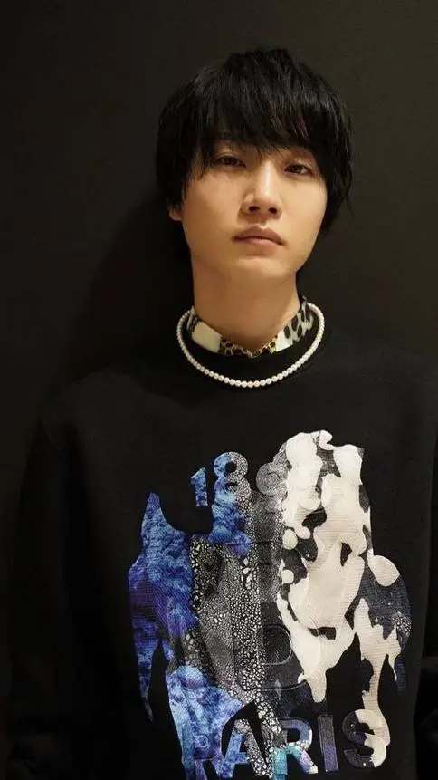 ai character: dori sakurada  background