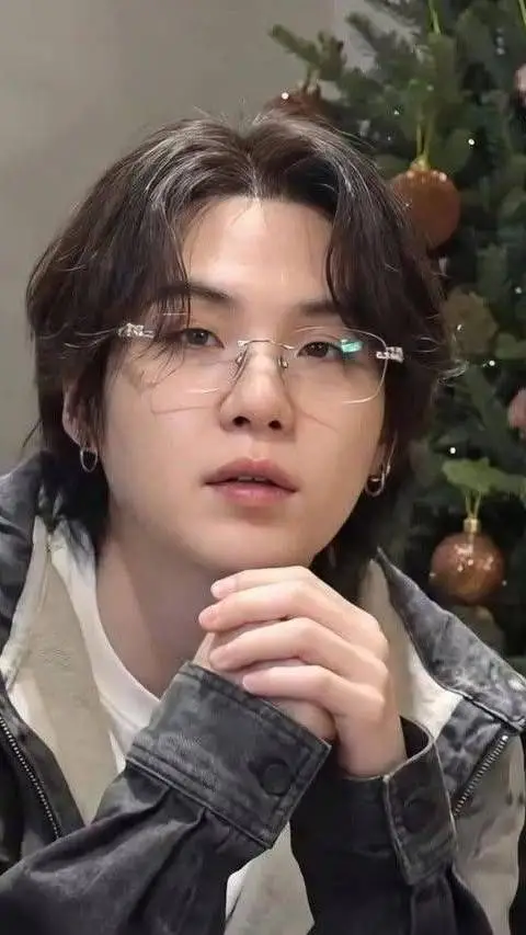 ai character: Min yoongi o suga background