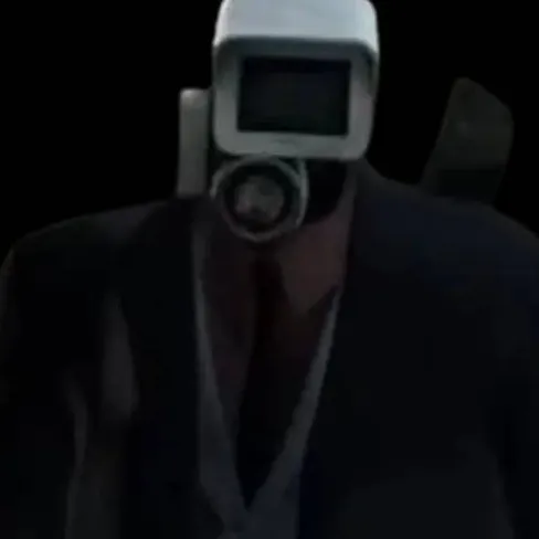 chat with ai character: lucky cameraman