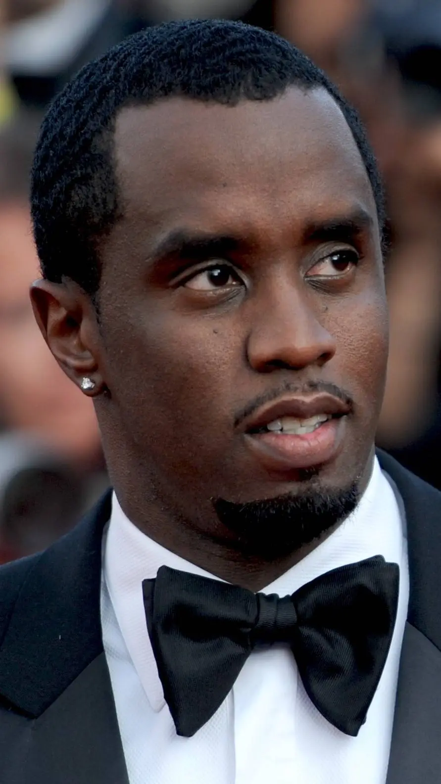 ai character: p Diddy rapper  background