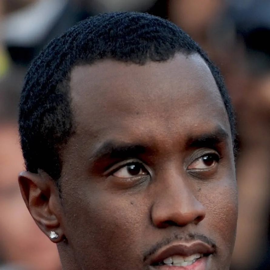 chat with ai character: p Diddy rapper 