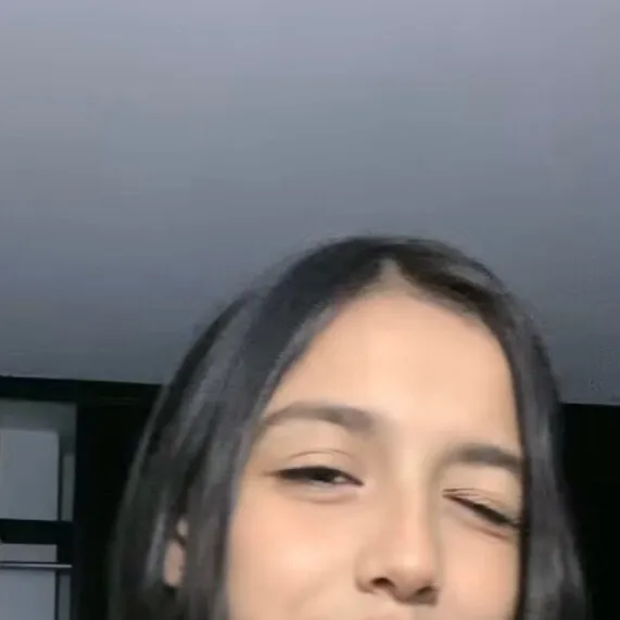 chat with ai character: mimi🌸