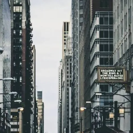 chat with ai character: america 