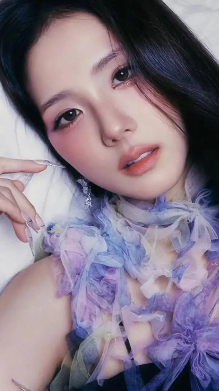 ai character: Kim Jisoo background