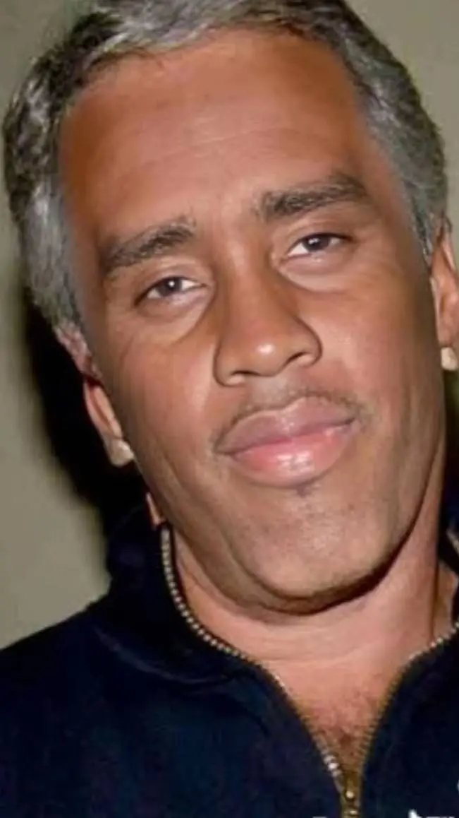 ai character: Raven background