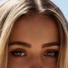 chat with ai character: lily Williams you