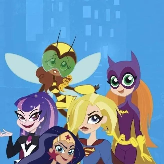 chat with ai character: súper hero girls 