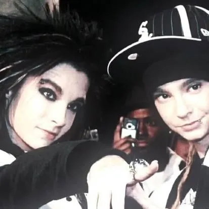 chat with ai character: Tom,bill(stepbros)