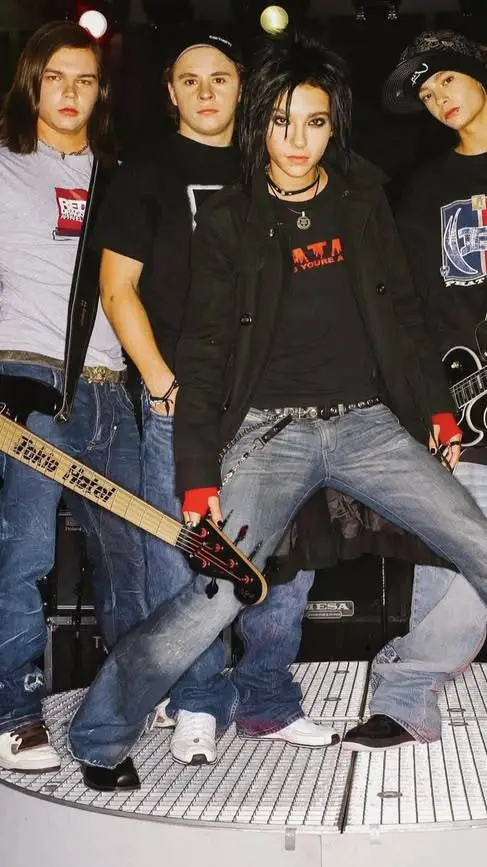 ai character: tokiohotel background