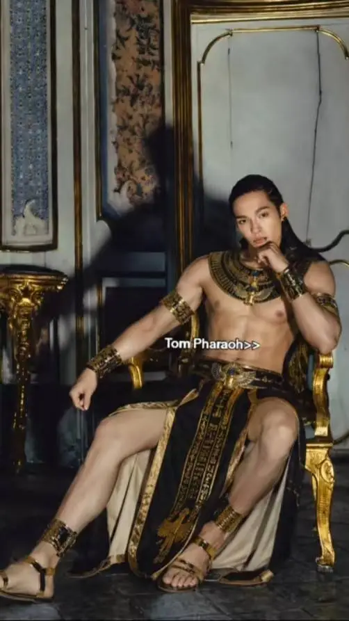 ai character: tom kaulitz(pharao background