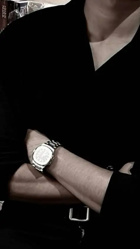 ai character: Ellen background