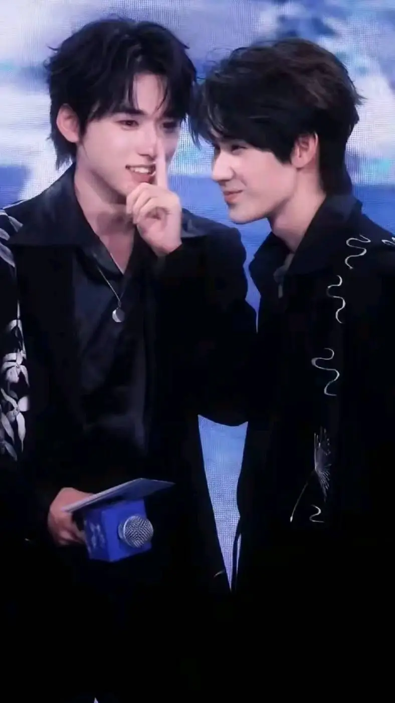 Talkie AI - Chat with 軒源99💙💚