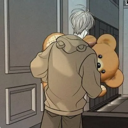 chat with ai character: Marcos