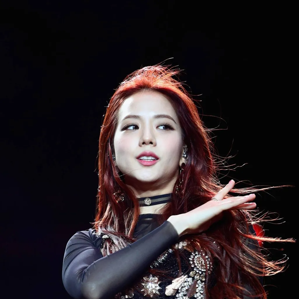 chat with ai character: ✨JISOO✨
